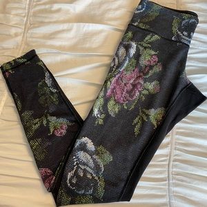 Lulu Leggings - EUC
